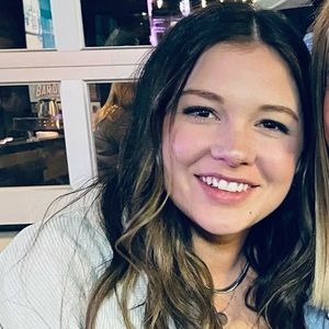 Meet your Posher, Kayley